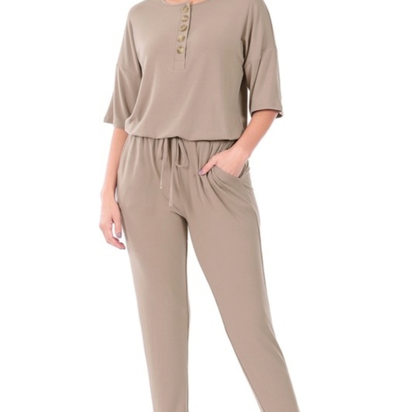 CLEARANCE! Jogger Jumpsuit - Picture 4 of 4